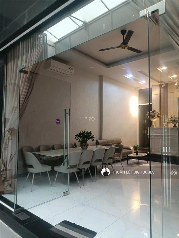 Villa phố! ngang 9,5m x 15m. dt ~ 400m2. hẻm ô tô vào nhà, đường mai thị lựu, q.1, 4 tầng/thang máy