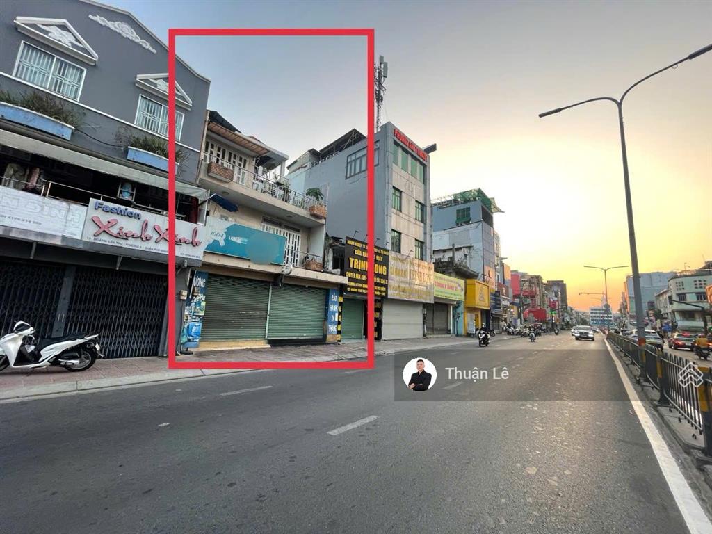 Khuôn đất lớn hiếm thấy. bán nhà mặt tiền hoàng văn thụ. ngang lớn (8mx22m), nhà 3tst, 60tỷ về 55tỷ