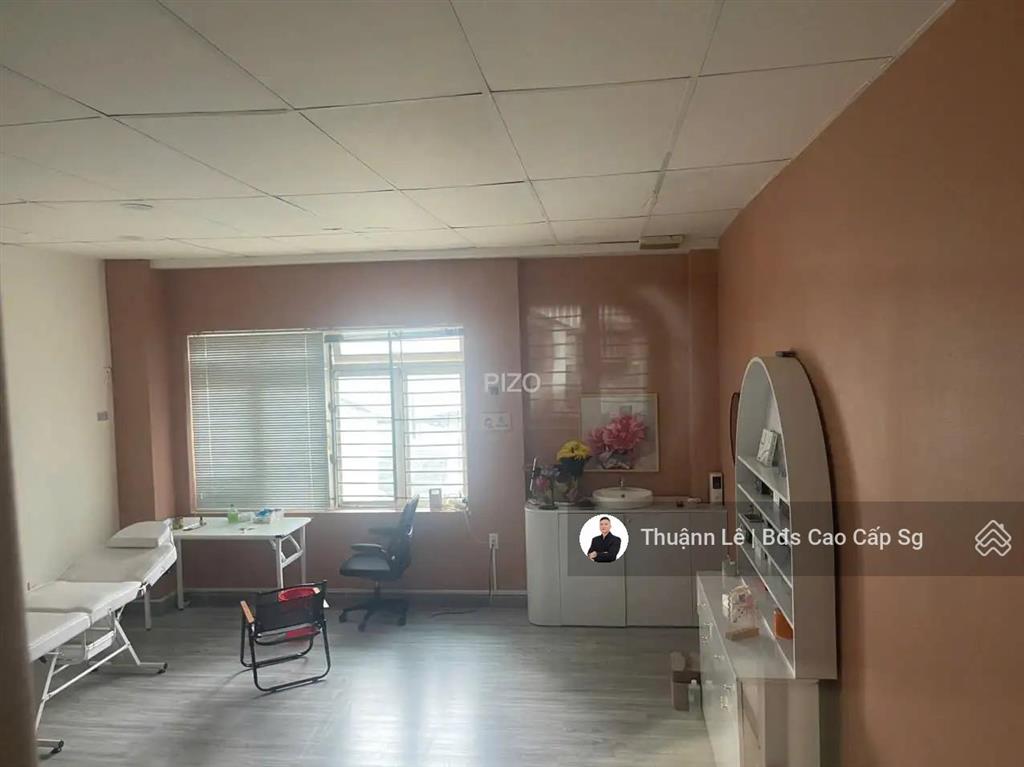 Bán gấp nhà hẻm xe hơi 6m. hoàng hoa thám. ngang đẹp(5mx23m)2 tầng, tiện xây mới ở, chdv, hotel,...