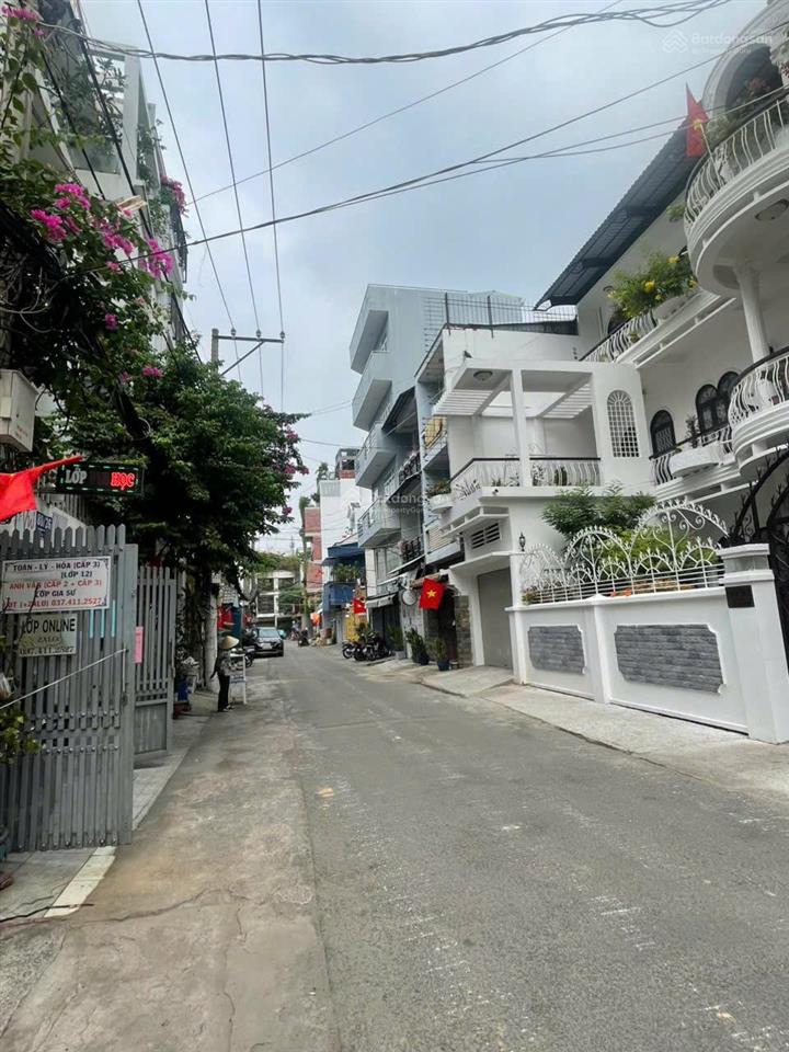 Bán gấp nhà hẻm xe hơi 6m. hoàng hoa thám. ngang đẹp(5mx23m)2 tầng, tiện xây mới ở, chdv, hotel,...