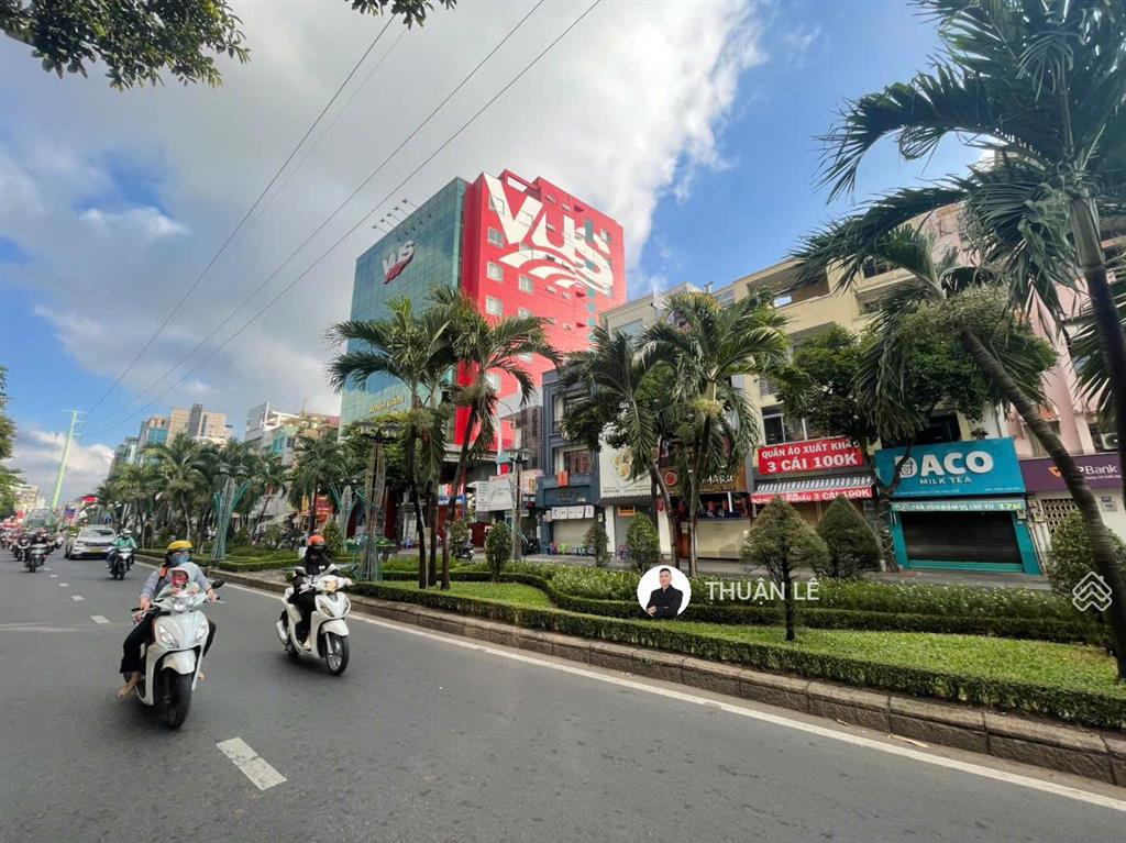 17,5 tỷ có ngay 2 mt phố ẩm thực phan xích long  phú nhuận. ngang đẹp (5m x 10m)nhà 4 tầng ~ 150m2
