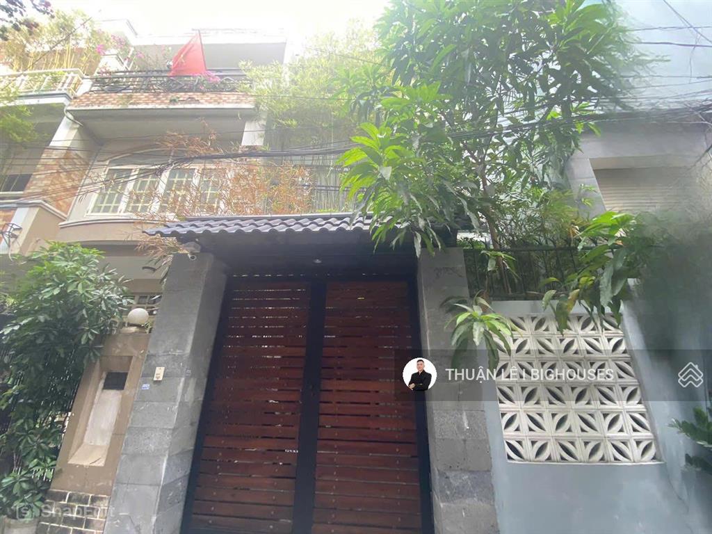Hạ 2 tỷ bán gấp ! nhà mới đẹp 5m x 18m  vào ở ngay. hẻm 236/ điện biên phủ  sát quận 1 , nhà 3tst