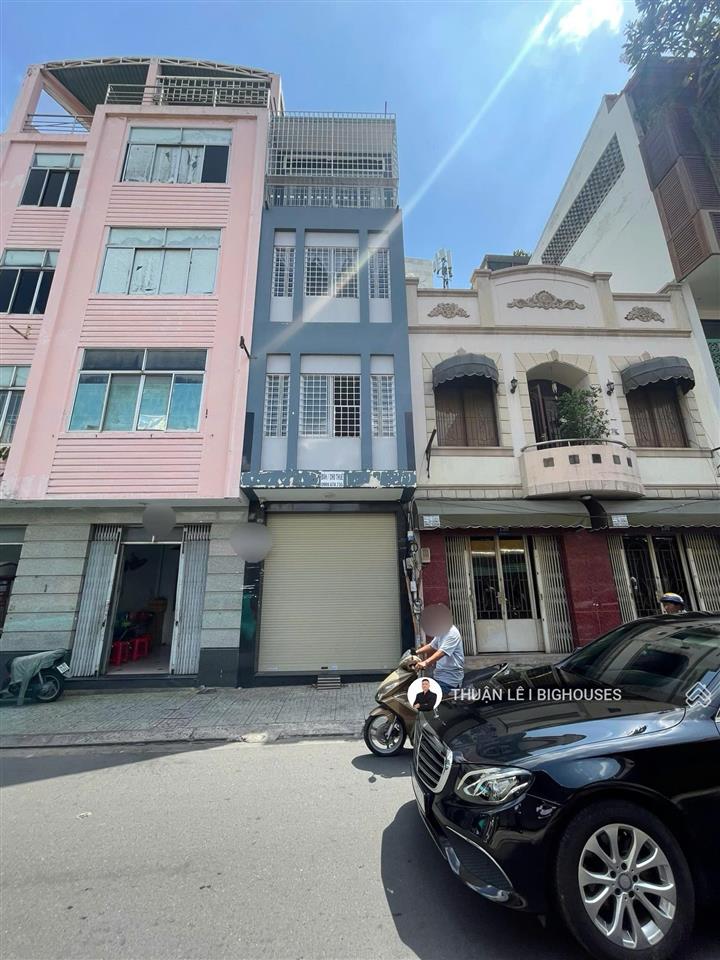 Bán nhà mặt tiền khu nguyễn hữu cầu & trần quang khải. nhà 5tầng, dt 126m2, nhà đẹp kinh doanh ngay