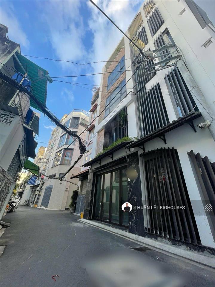 Có thang máy! hxh 6m! nhà mới, đẹp vào ở ngay. ngang lớn (7,5m x 15m) 5 tầng + hồ bơi. 20tỷ về 15tỷ