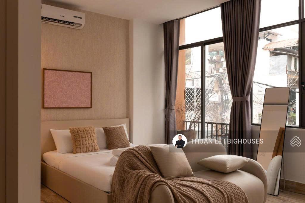 Dòng tiền 180 tr/tháng. bán tòa nhà nguyễn đình chiểu, quận 1 (6.2 x 22m) hầm + 4 tầng (~500m2 sàn)