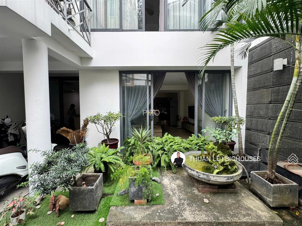Biệt thự phố (7,5m x 20m) hxh gần ngã tư phú nhuận! 4 tầng, hoàng văn thụ thông nguyễn trọng tuyển