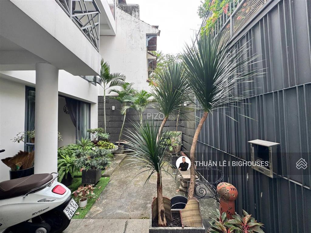 Biệt thự phố (7,5m x 20m) hxh gần ngã tư phú nhuận! 4 tầng, hoàng văn thụ thông nguyễn trọng tuyển