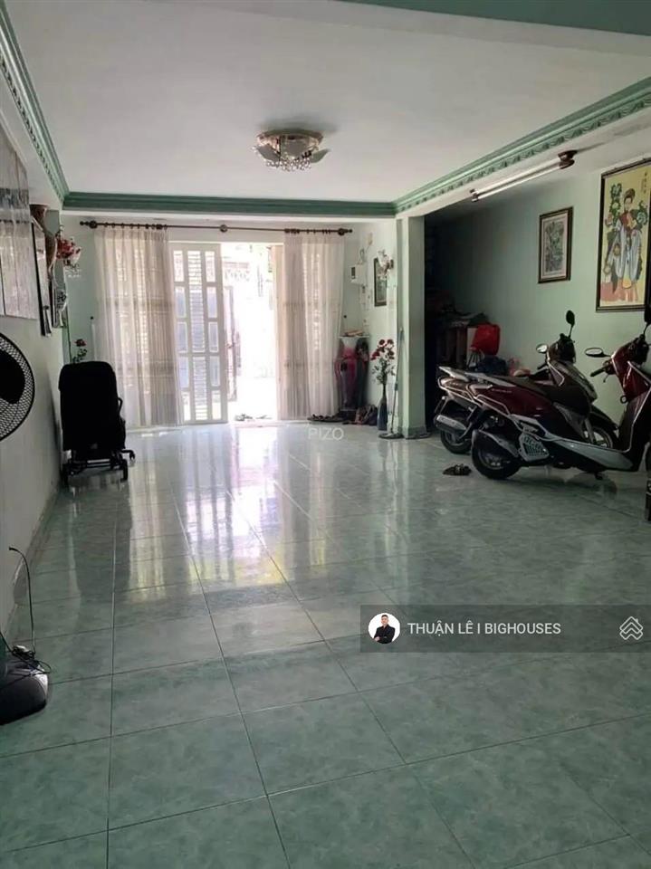 Nhà phú nhuận  ngang hiếm 6m x 22m. hxh 6m đường thích quảng đức, nhà mới, đẹp 3 tầng vào ở ngay
