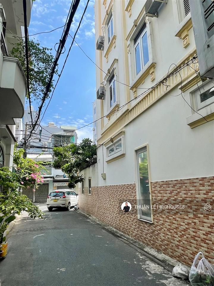 Ngang lớn 7,5m x 8m. hxh khu phan xích long, phú nhuận. 4 tầng ~ 160m²/4pn lớn. nhà mới, đẹp ở ngay