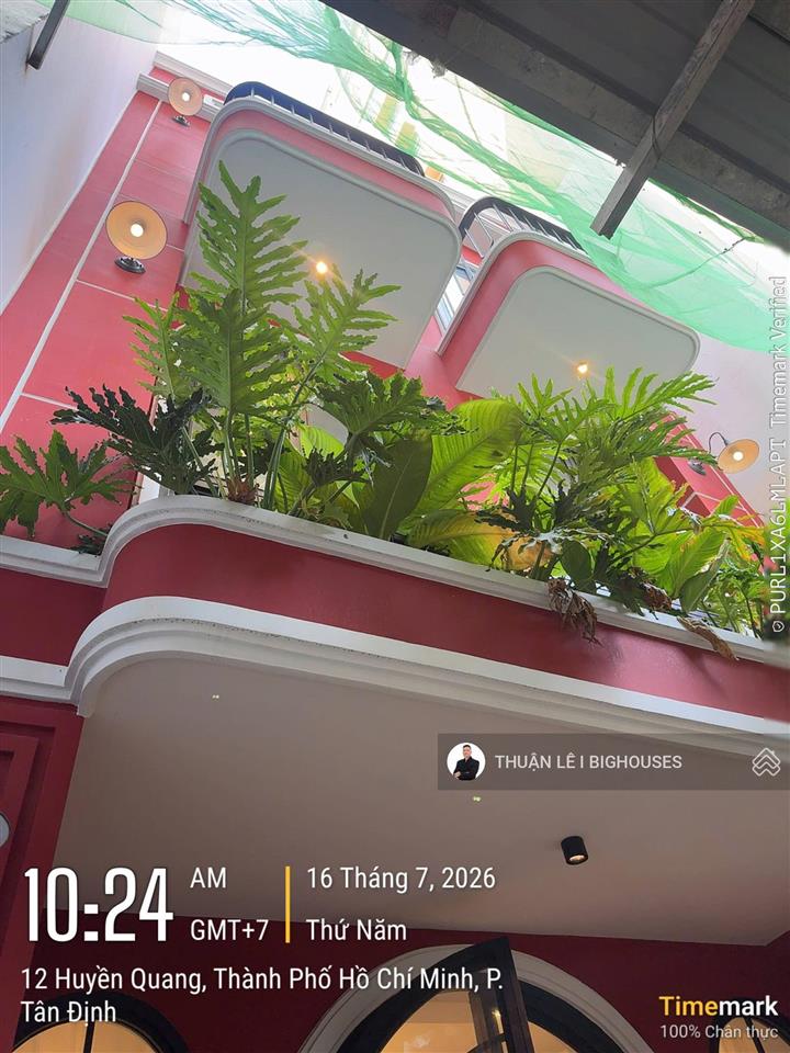 Nhà mới, đẹp (4,2m x18m) ngay thạch thị thanh & huyền quang, quân1. 4tầng/4pn lớn. xách vali ở ngay