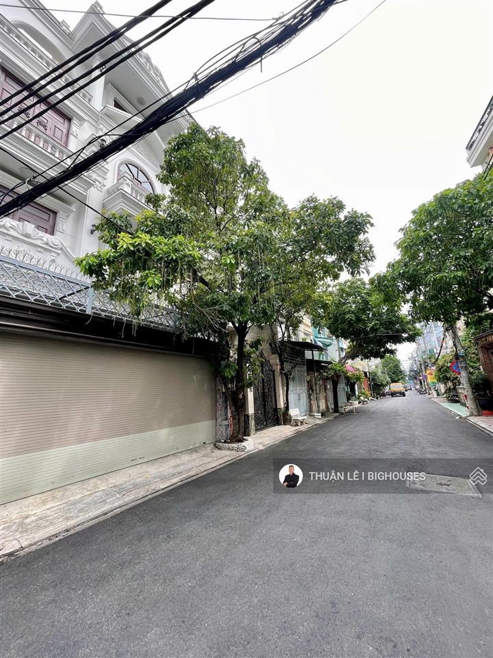 Bán nhà! ngang khủng 14m  vuông a4  hxh 7 chỗ  khu sân bay tân sơn nhất. giá chỉ 124triệu/m2