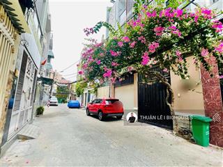 Bán nhà! ngang khủng 14m  vuông a4  hxh 7 chỗ  khu sân bay tân sơn nhất. giá chỉ 124triệu/m2