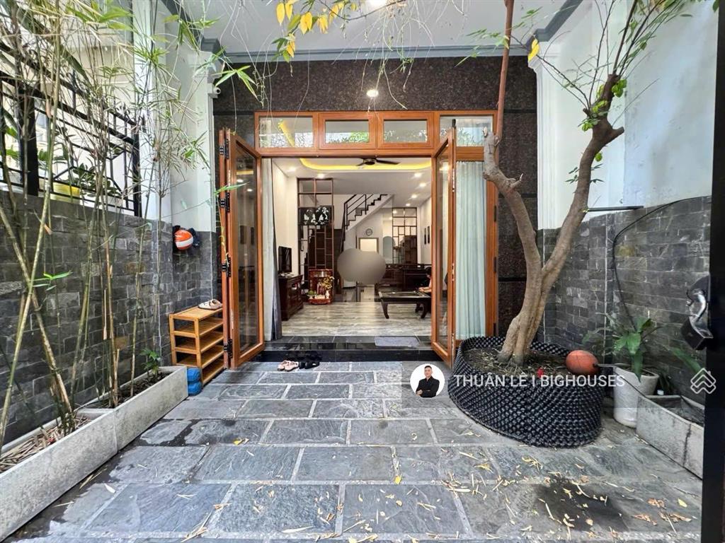 Hiếm! nhà mới đẹp vào ở ngay. hẻm 10m điện biên phủ  sát quận 1 (4,5mx18m), 3 tầng/6pn. 12,5 tỷ tl