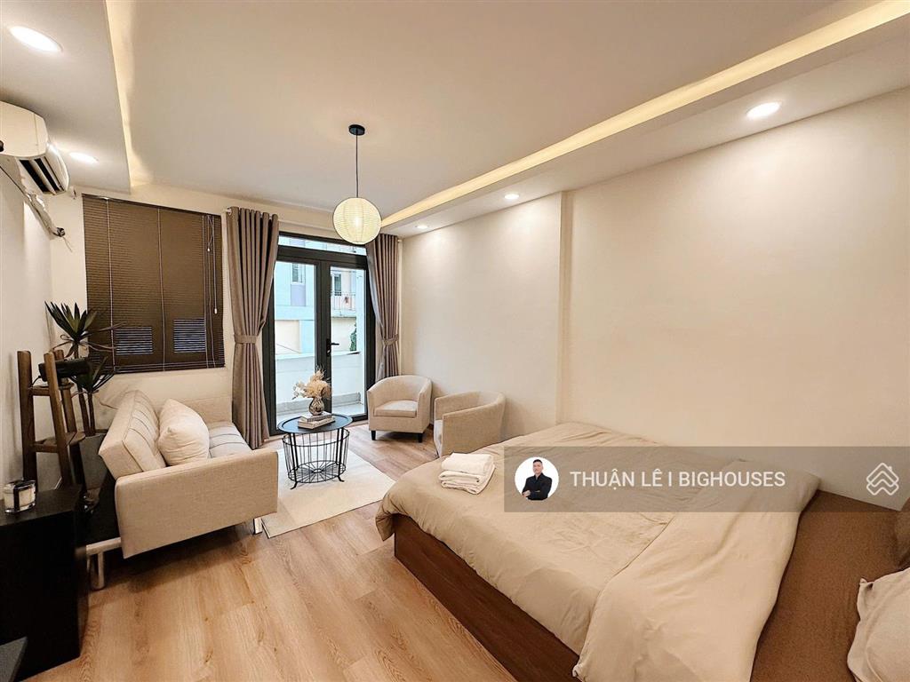 Ngang 10m, hẻm 6m trần quang diệu & lê văn sỹ, quận 3, 4 tầng mới đẹp  vào ở ngay. 19tỷ về 17.5tỷ