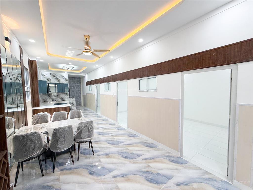 Bán nhà (dt 130m2  ngang 7m) sổ hoàn công, gần ga metro thuộc p. tân vạn. giá chỉ 3,1 tỷ