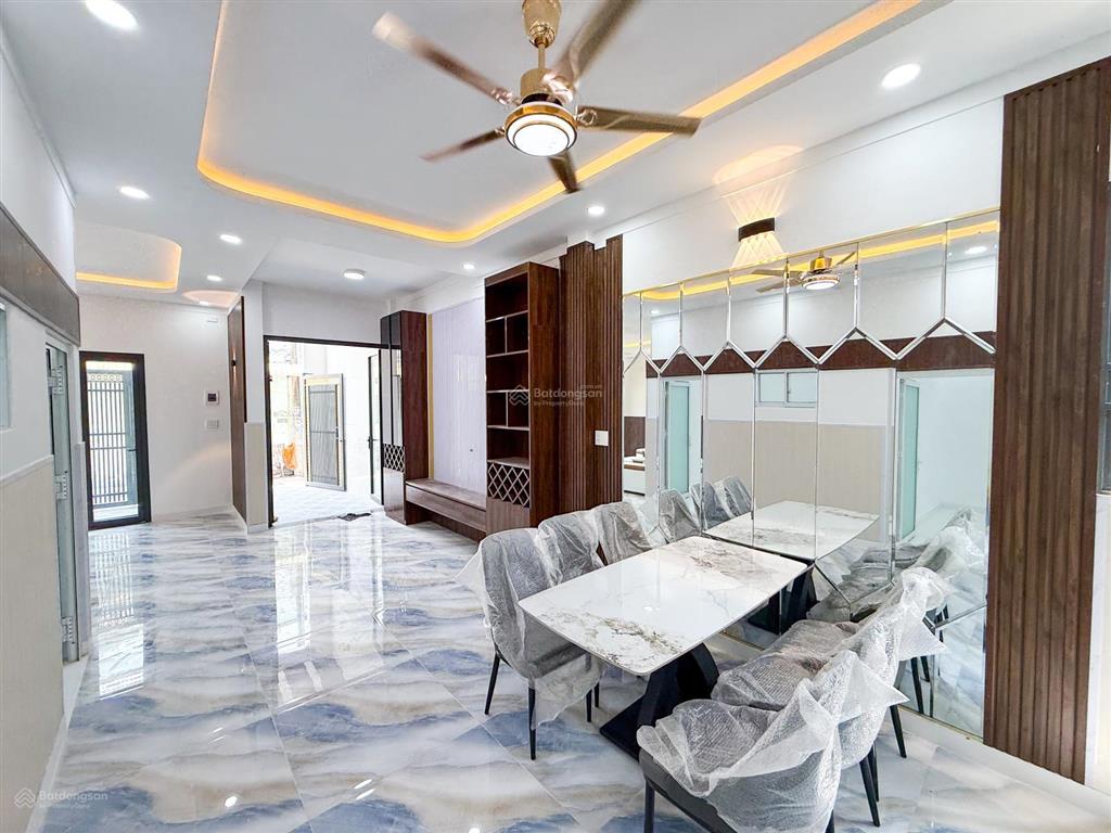 Bán nhà (dt 130m2  ngang 7m) sổ hoàn công, gần ga metro thuộc p. tân vạn. giá chỉ 3,1 tỷ