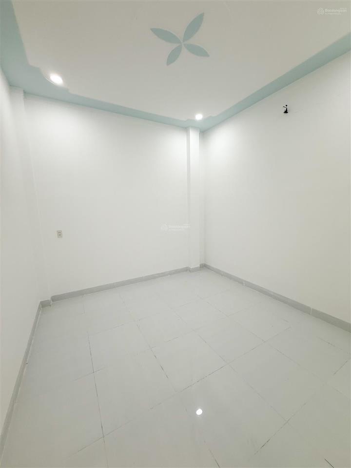 Bán nhà 1t1l (dt 101m2  ngang 5m) sổ hoàn công kdc hoàng minh chánh p. hoá an. giá chỉ 3,850 tỷ