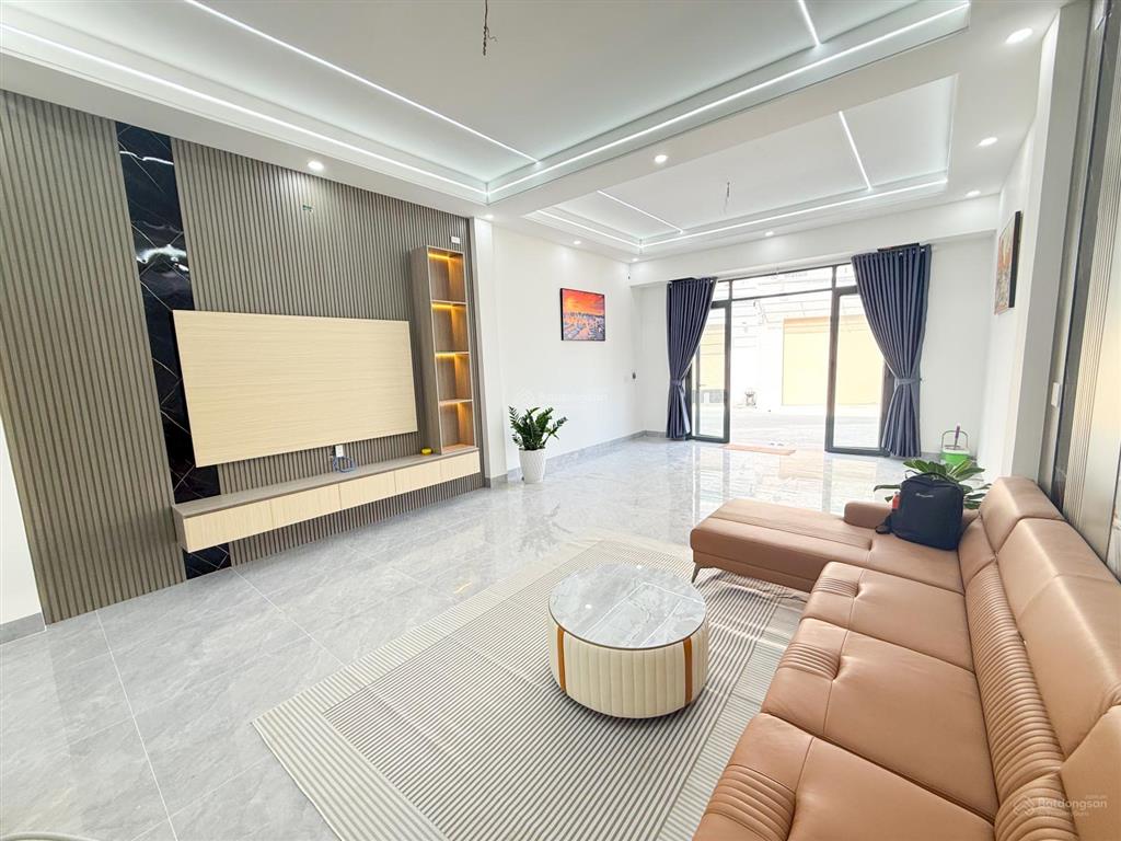 Bán nhà 1t2l hoàn công (ngang 5,5m) kdc hoàng minh chánh ngay trường học hoá an 2. giá 4,979 tỷ