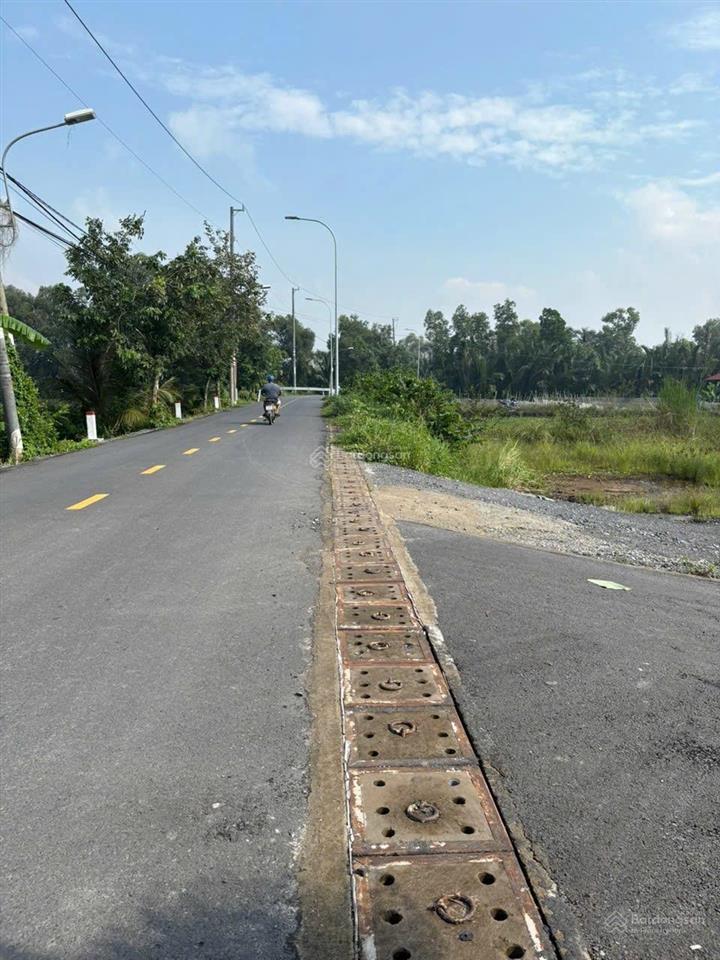 Chủ cần bán gấp 1.000m2 thổ cư giá rẻ 13.5 tỷ góc 3mt lương ngang.