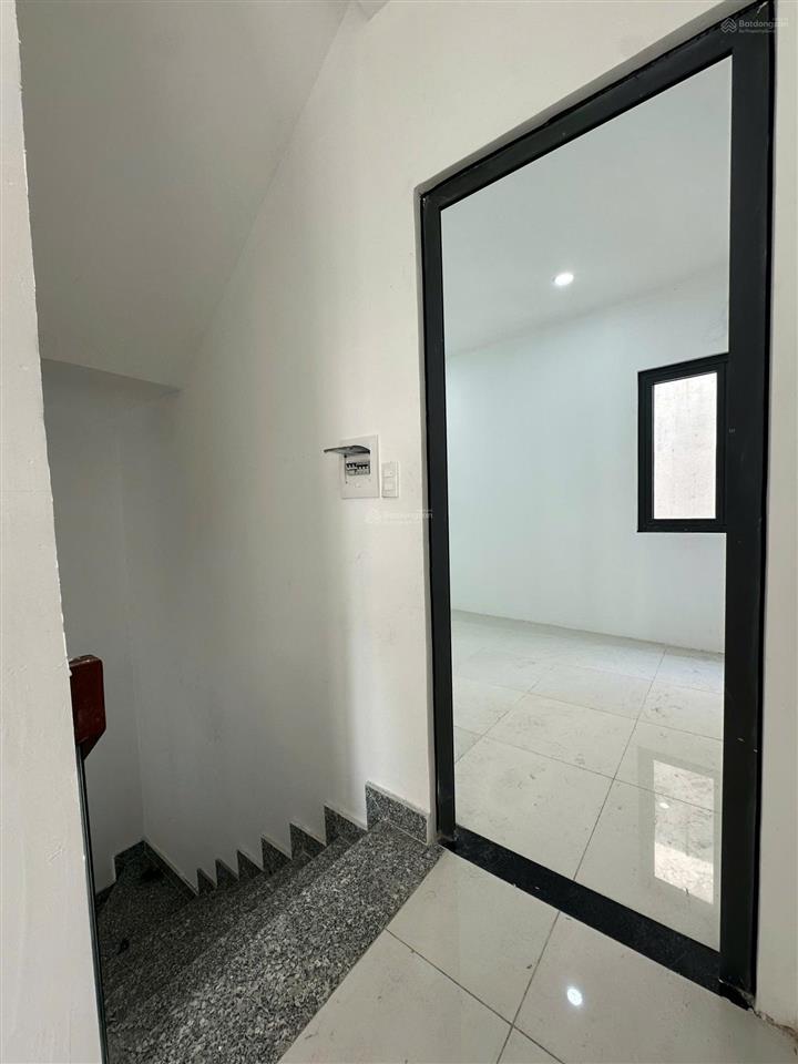 Bán nhà riêng đẹp tại 185, đường ngô chí quốc (tam bình), giá 4,25 tỷ (thương lượng). dt 52,5m2