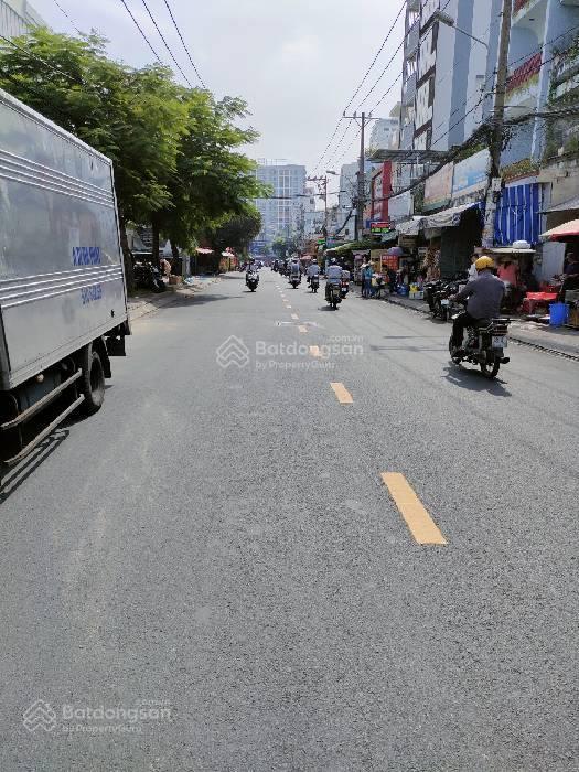 Chị hằng cần bán gấp căn đường ql50 gần chợ phú lạc , giá 900tr shr , đang cho thuê 12tr/th