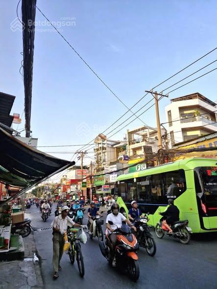 Chủ ngộp bán gấp căn mt đường đinh đức thiện chỉ 1 tỷ 190tr nhận nhà