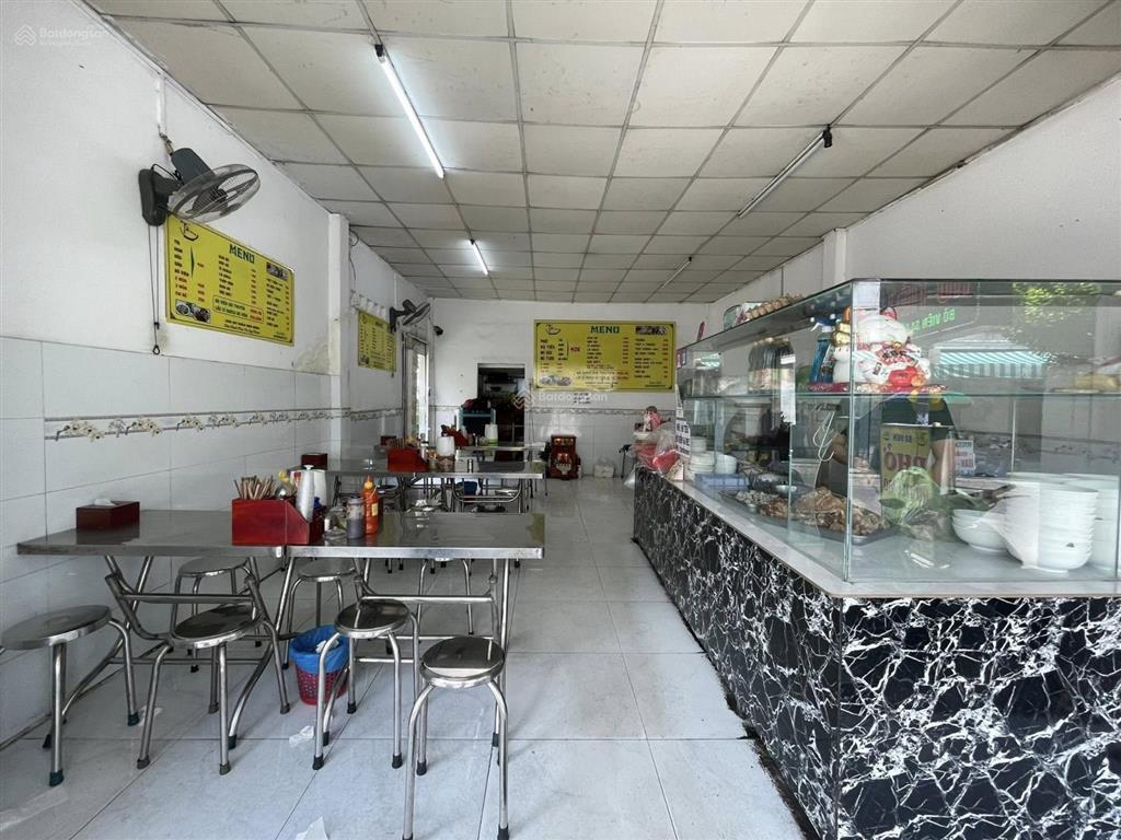 Chủ ngộp bán gấp căn mt đường đinh đức thiện chỉ 1 tỷ 190tr nhận nhà