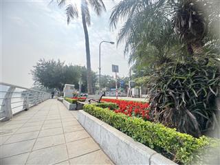 Chính chủ bán đất 105m² mặt tiền 6m, ngõ thông, ô tô tránh phố võng thị thông trích sài. giá 45tỷ