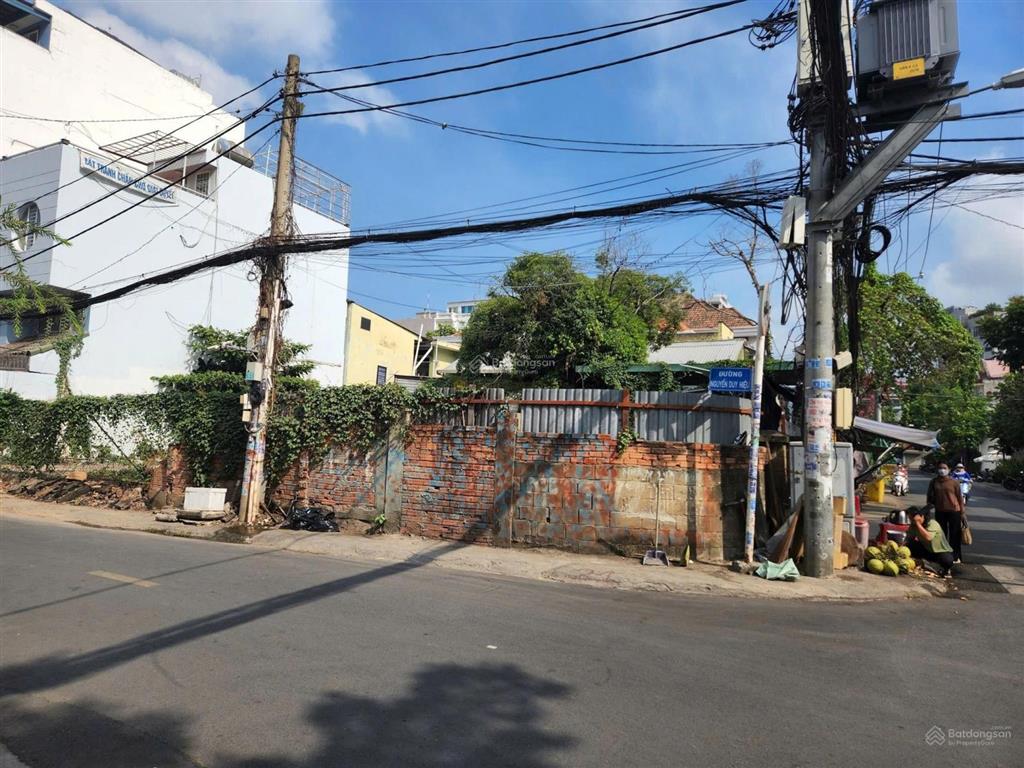 Bán lô đất góc 2mt đường nguyễn duy hiệu p thảo điền q2.dt  18x20, giá 115 tỷ