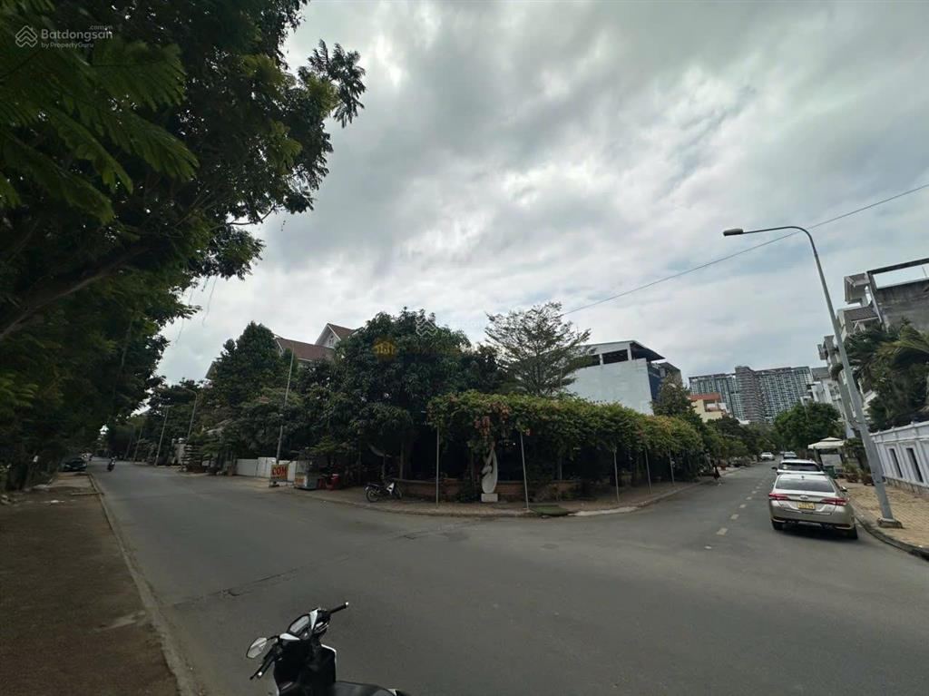 Bán lô đất góc 2 mặt tiền view sông đường lê hữu kiều q2, dt 411m2, giá 129.5 tỷ