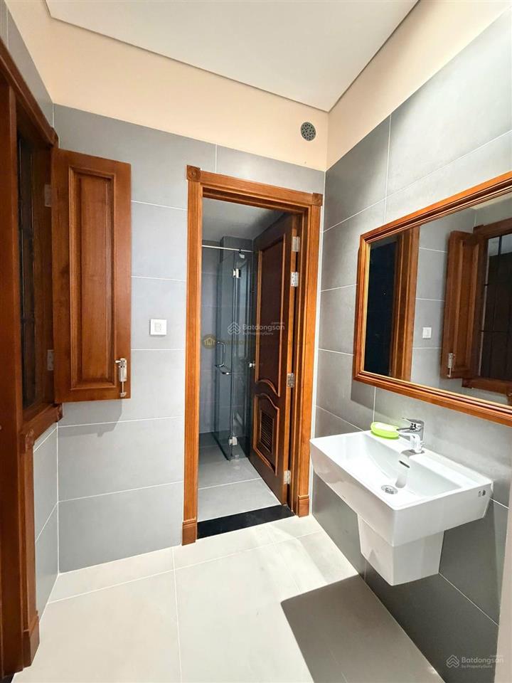 Bán biệt thự đường nguyễn duy trinh p bình trưng q2. dt 10x21, gía 37 tỷ