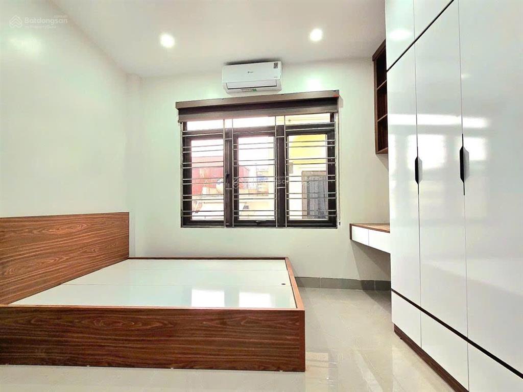 Cho thuê chung cư mini ngọc khánh, 30m, thang máy, full đồ, thoáng sáng, view vin the gallery