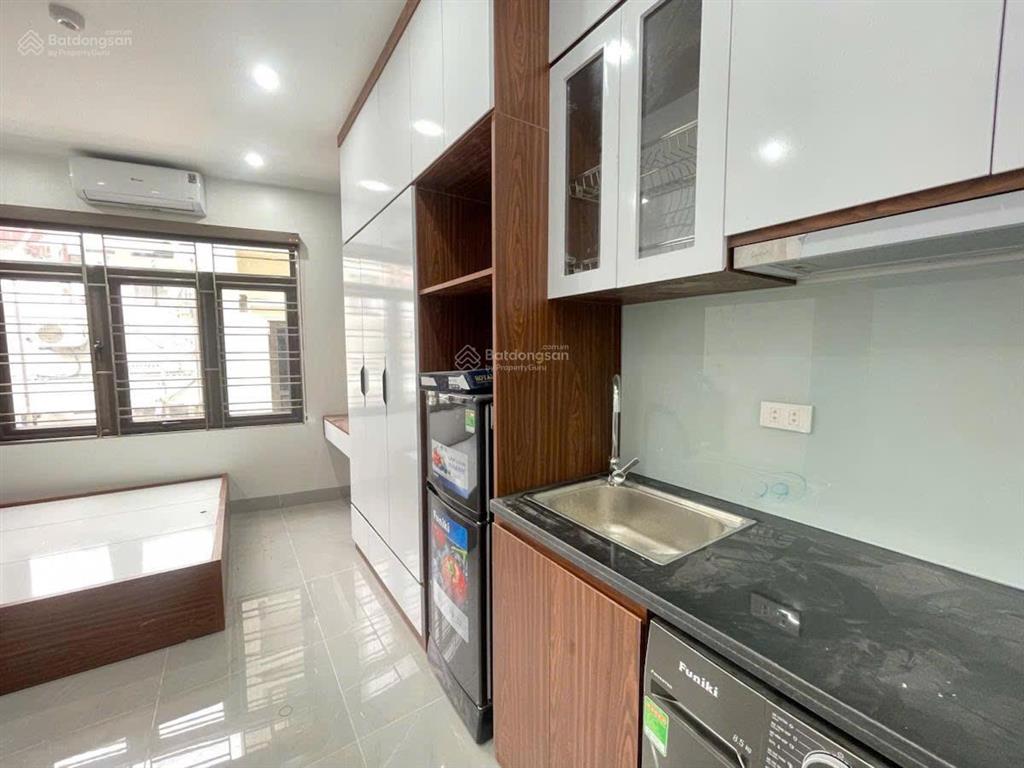 Cho thuê chung cư mini ngọc khánh, 30m, thang máy, full đồ, thoáng sáng, view vin the gallery