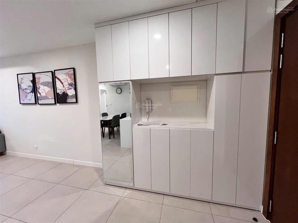 Bán căn hộ kosmo tây hồ, 8,15 tỷ, 75m2, 2pn, 2wc, giá tốt