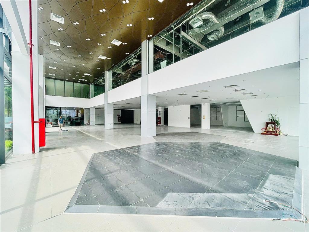 Chính chủ, cho thuê mbkd, diện tích 460m2