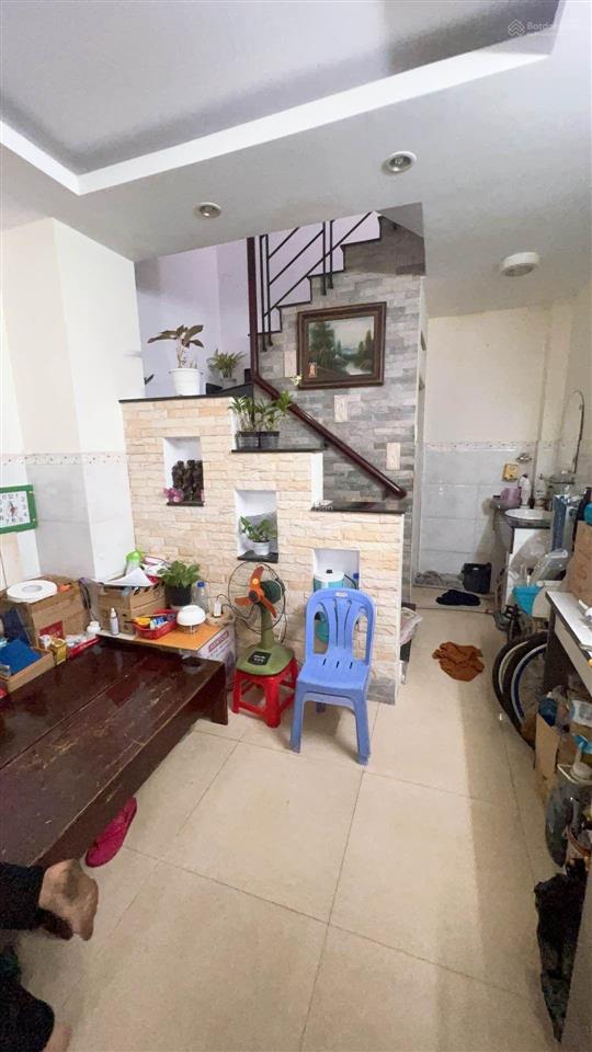 Sát mt cao thắng q3 ngay bv từ dũ 36m2  5 tầng đẹp chỉ 8.89 tỷ