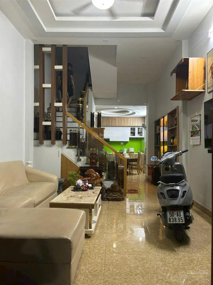 Nhà đẹp 3 tầng, khu kiến thiết, 52m2 , 3pn, đường thông ,xe hơi đậu trước nhà  nhỉnh 6 tỷ