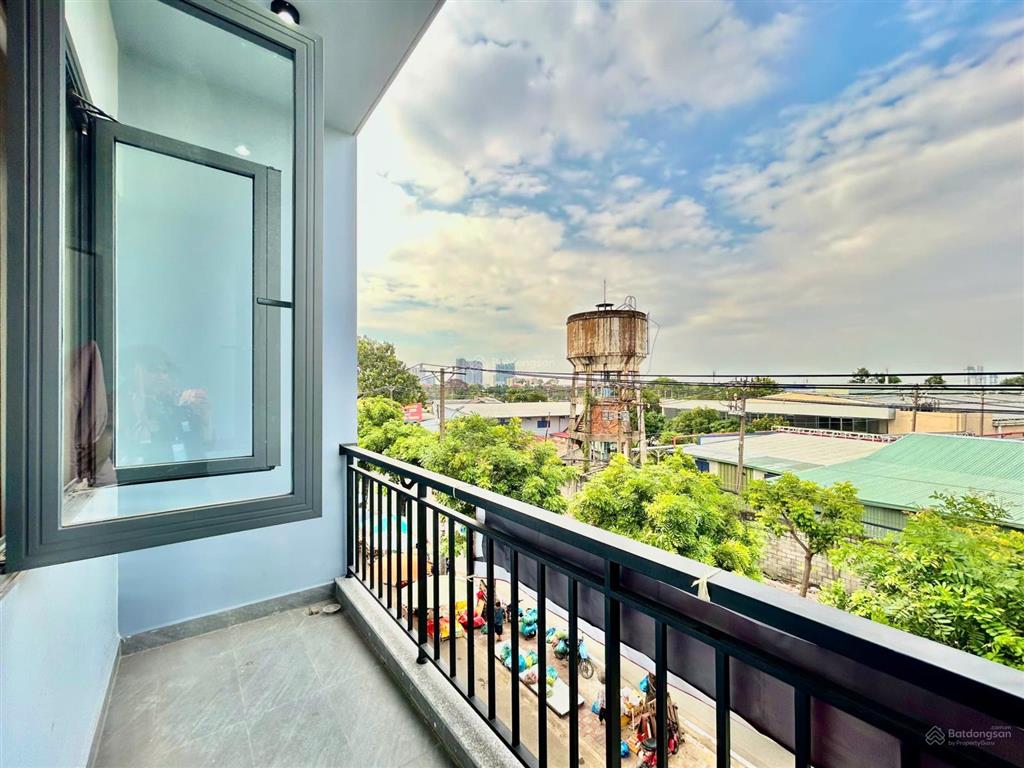 Studio full nội thất ban công ngay đh ngân hàng 2p  hoàng diệu 2  kha vạn cân  phạm văn đồng