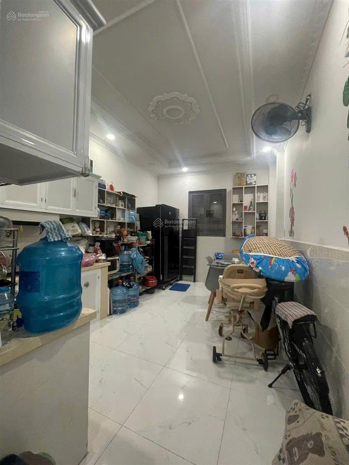 Hẻm xe hơi, phú thuận quận 7, 3 tầng 45m2, chỉ 4 tỷ....
