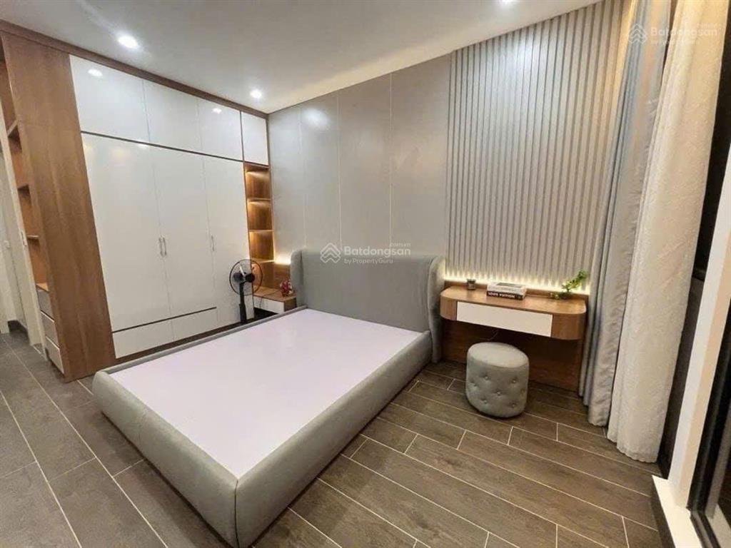 Bán nhà chiến thắng  trần phú  văn quán  phân lô ô tô đỗ cửa  dt 34m2  5 tầng giá chỉ 10,5 tỷ