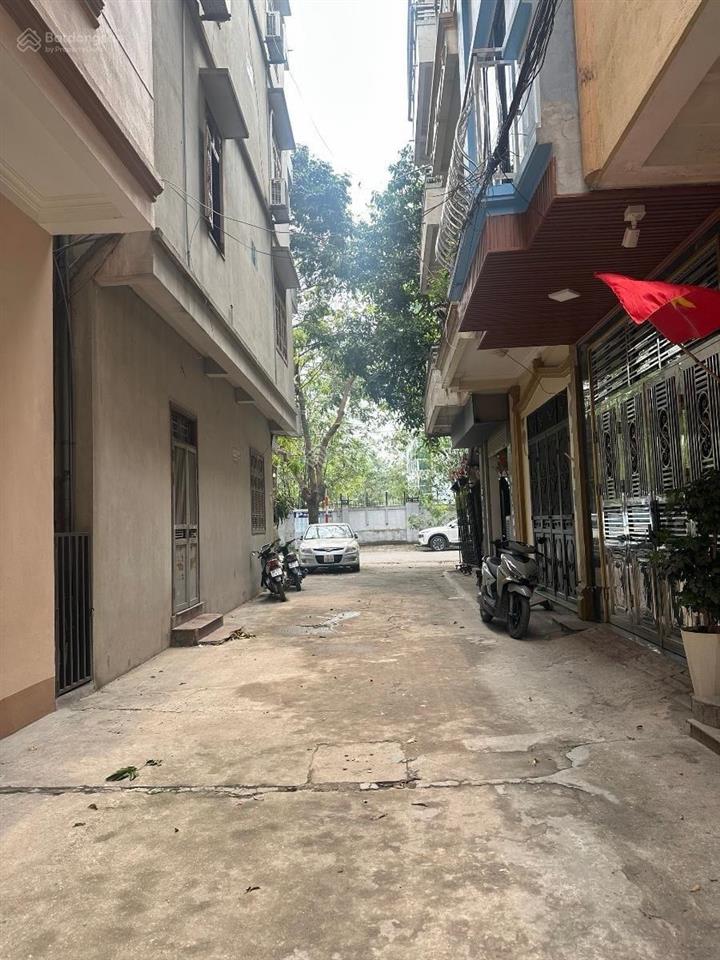 Cần bán gấp nhà phùng hưng  trần phú  kinh doanh  gần ô tô  40m24 tầng  giá chỉ 8,9 tỷ