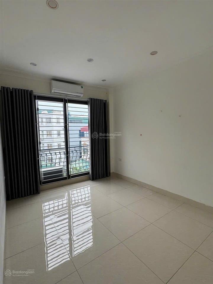 Bán nhà mặt phố tây sơn ngay bưu điện hà đông phân lô ô tô tránh, vỉa hè  36m2 giá chỉ 12,5 tỷ