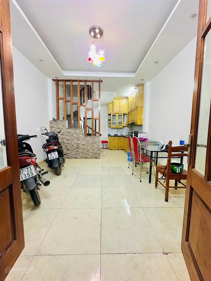 Bán nhà cuối đường nguyễn khuyến  kđt văn quán  học viên an ninh 31m24 tầng giá chỉ 6,1 tỷ