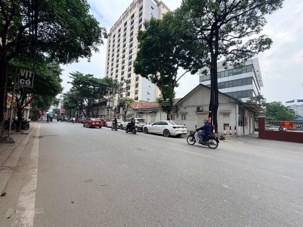 Bán nhà chiến thắngtrần phúvăn quánlô góc ô tô tránhkinh doanh34/45m24 tầnggiá chỉ 13,5 tỷ