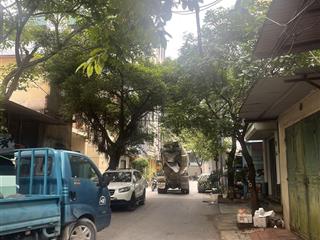 Bán nhà cầu bươubệnh viện kphân lô, ngõ nông40m ra ô tô tránh34m25 tầnggiá chỉ 6,3 tỷ