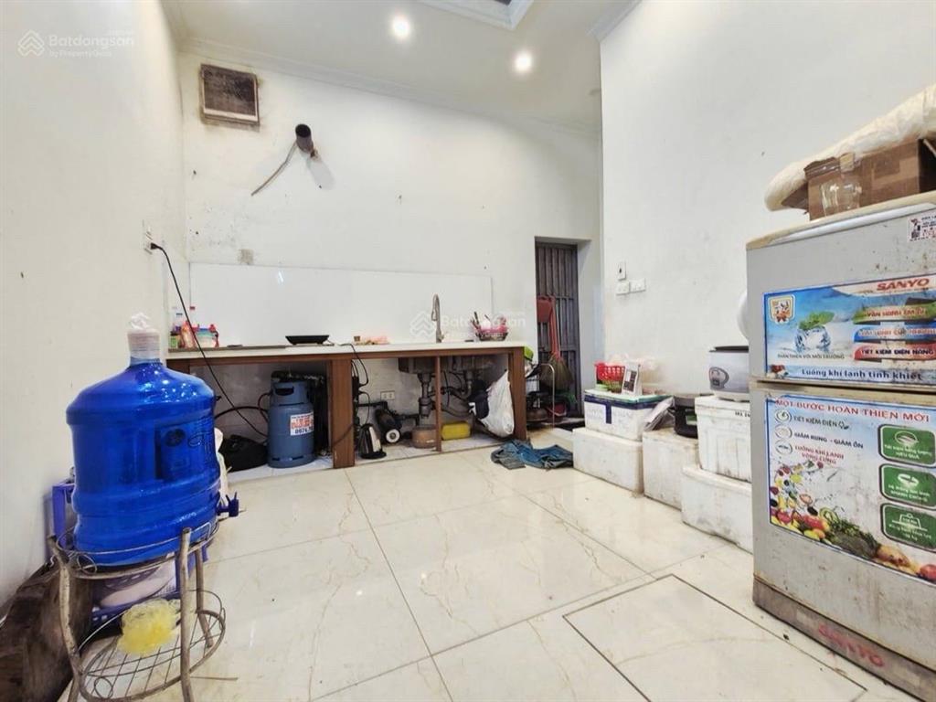 Bán nhà ngay ngã tư phùng hưng, đường 19/5, tô hiến thành, phân lô, 40m2, 4 tầng, giá chỉ 8,6 tỷ
