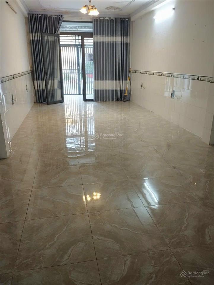Bán nhà 4 lầu ngay kdc bình hưng bình chánh gần bến xe quận 8