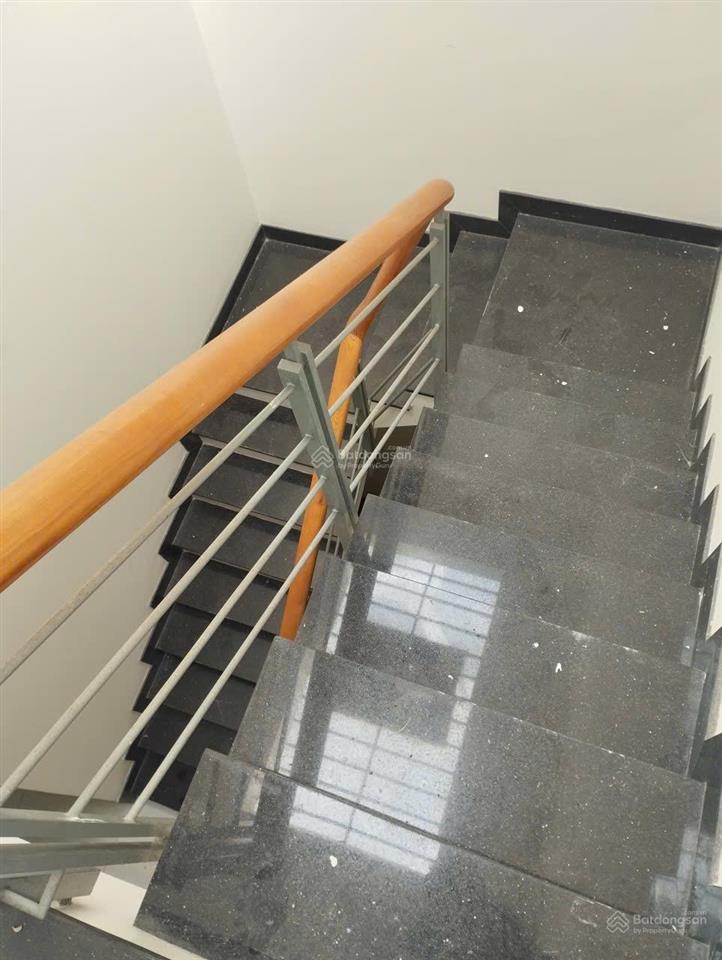 Bán nhà khu dân cư bình hưng gần bến xe quận 8