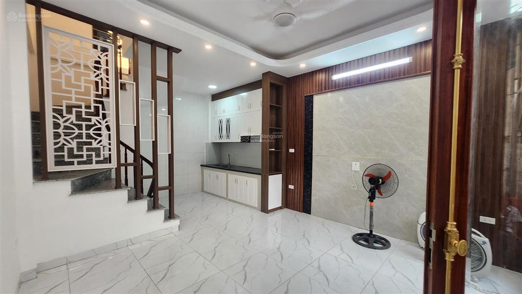 Chính chủ bán nhà 12 ngõ 69 phúc thành hà đông lô góc ô tô đỗ cửa 38m 4.6 tỷ.
