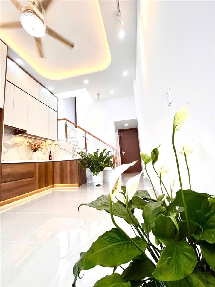 Tôi cần bán nhà phường tân phú quận 7 , 45m2 nhà mới 4,x tỷ